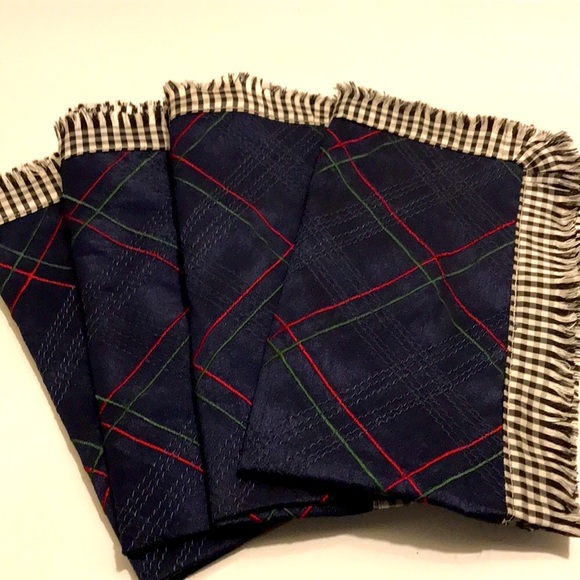 Set of 4 Retired MACKENZIE-CHILDS Highbanks Napkins - Picture 1 of 6